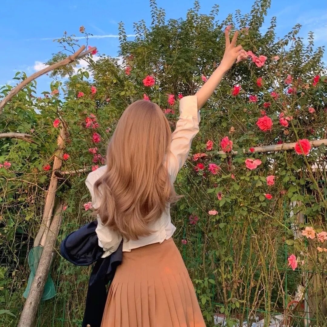 千亿影后魂穿十八线女星